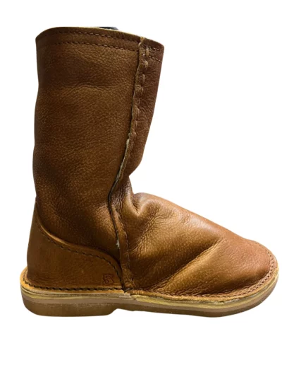 Tan leather sheepskin zip-up boots with warm lining